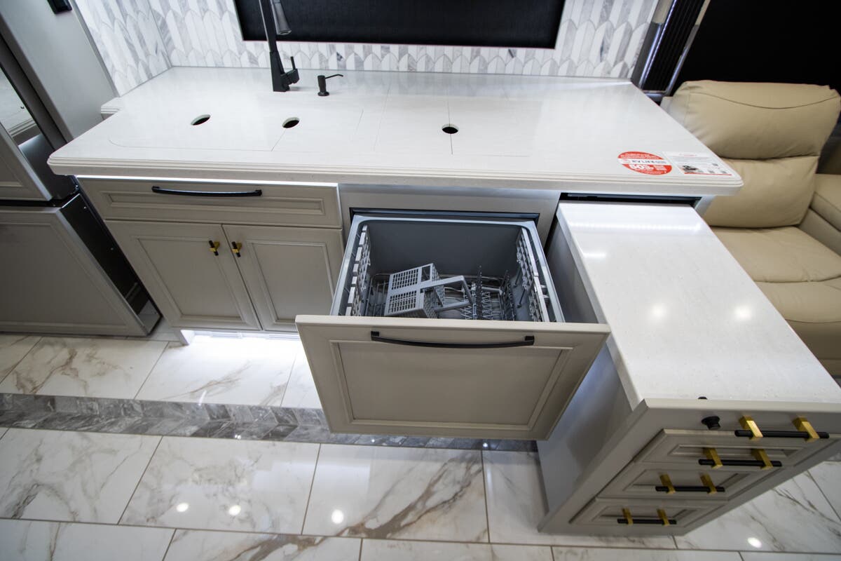 Bus-Stuff.com Class A Rv For Sale