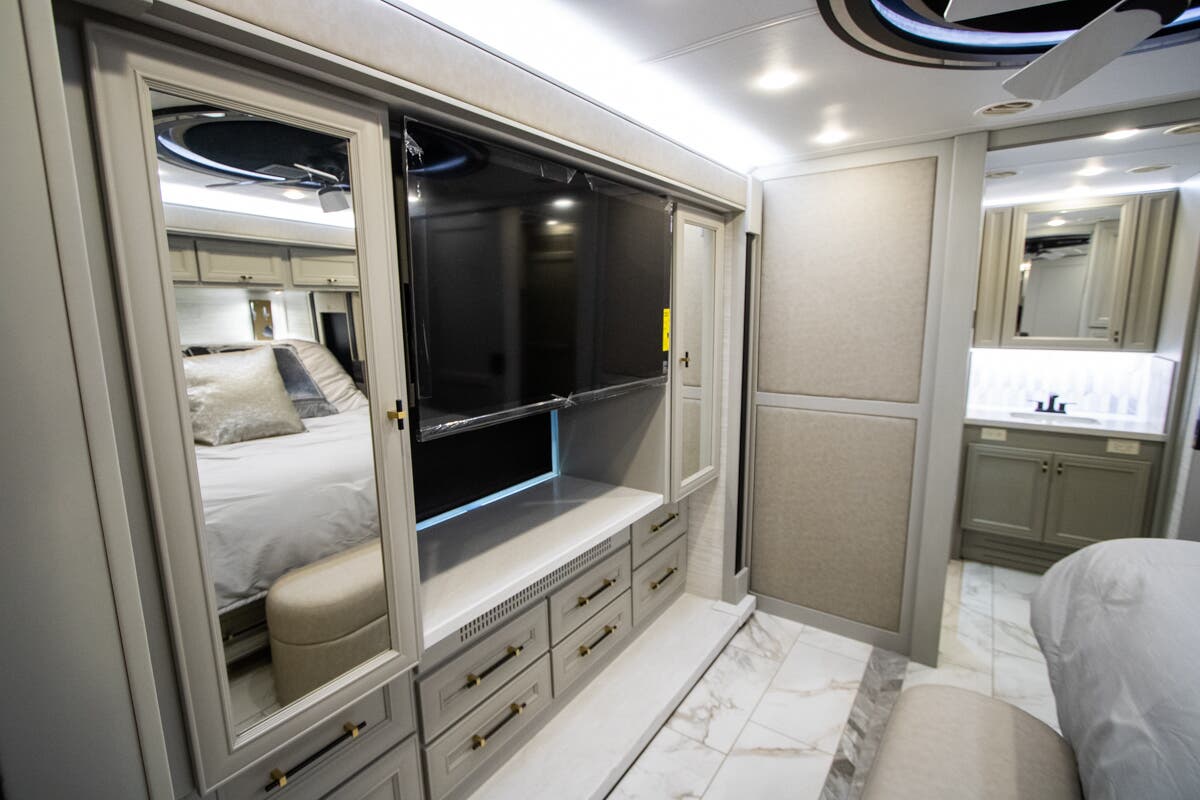 Bus-Stuff.com Class A Rv For Sale