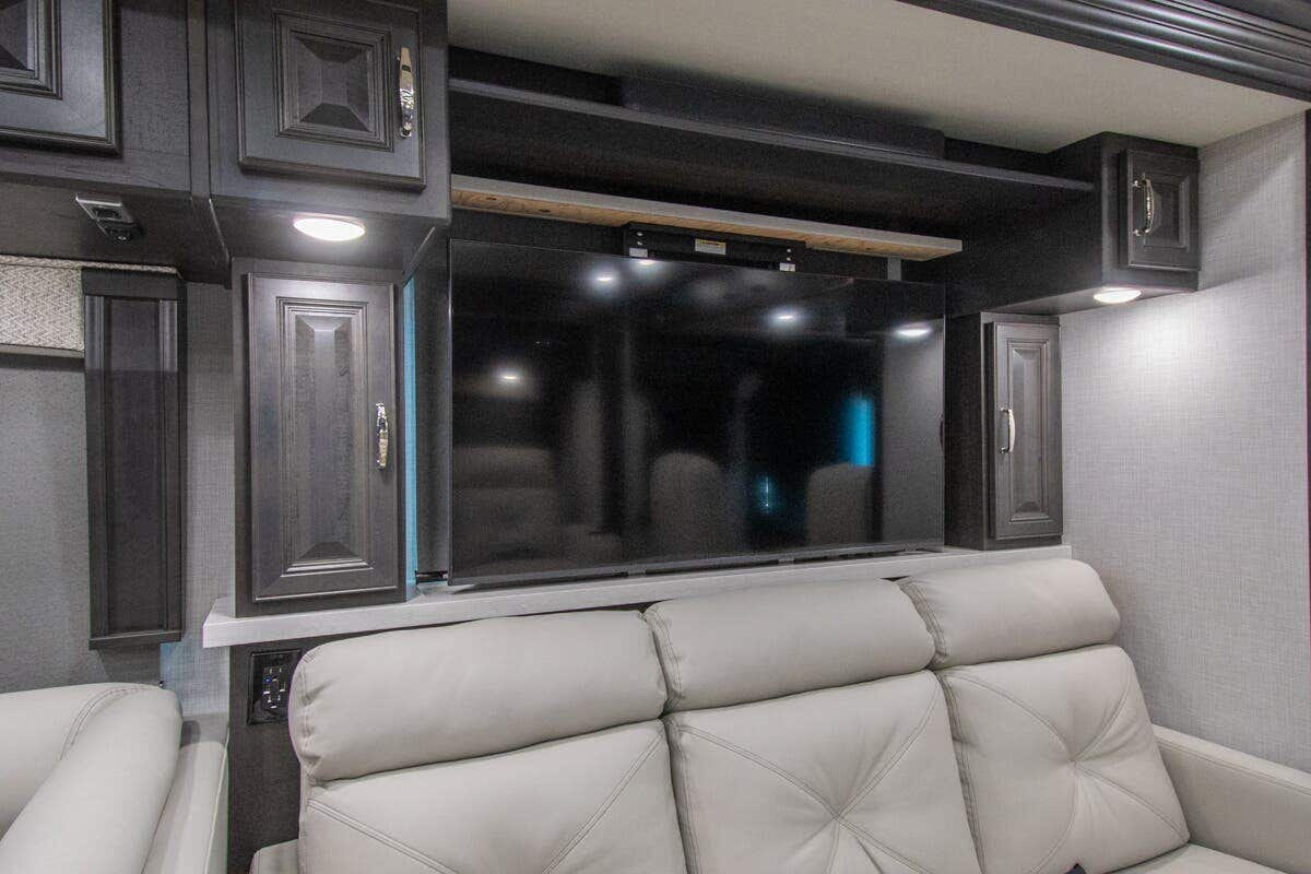 Bus-Stuff.com Class A Rv For Sale