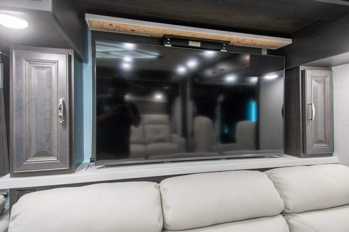 Bus-Stuff.com Class A Rv For Sale