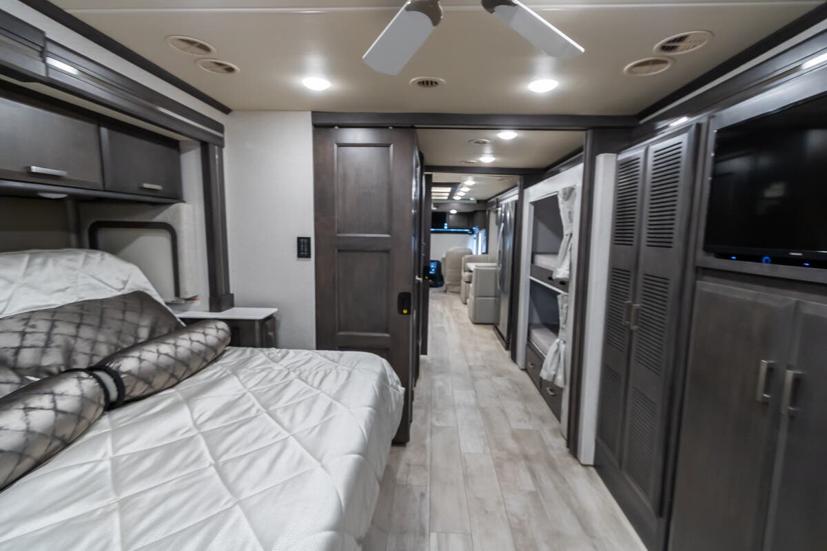 Bus-Stuff.com Class A Rv For Sale