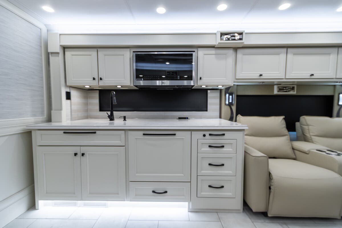 Bus-Stuff.com Class A Rv For Sale