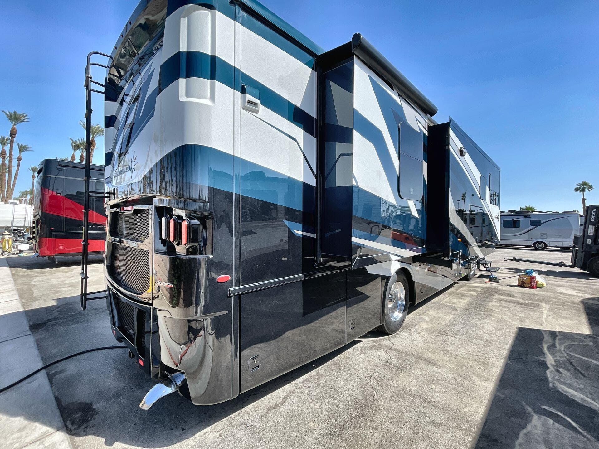 Bus-Stuff.com Class A Rv For Sale